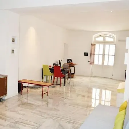 Sm Maison Villanova * Cagliari